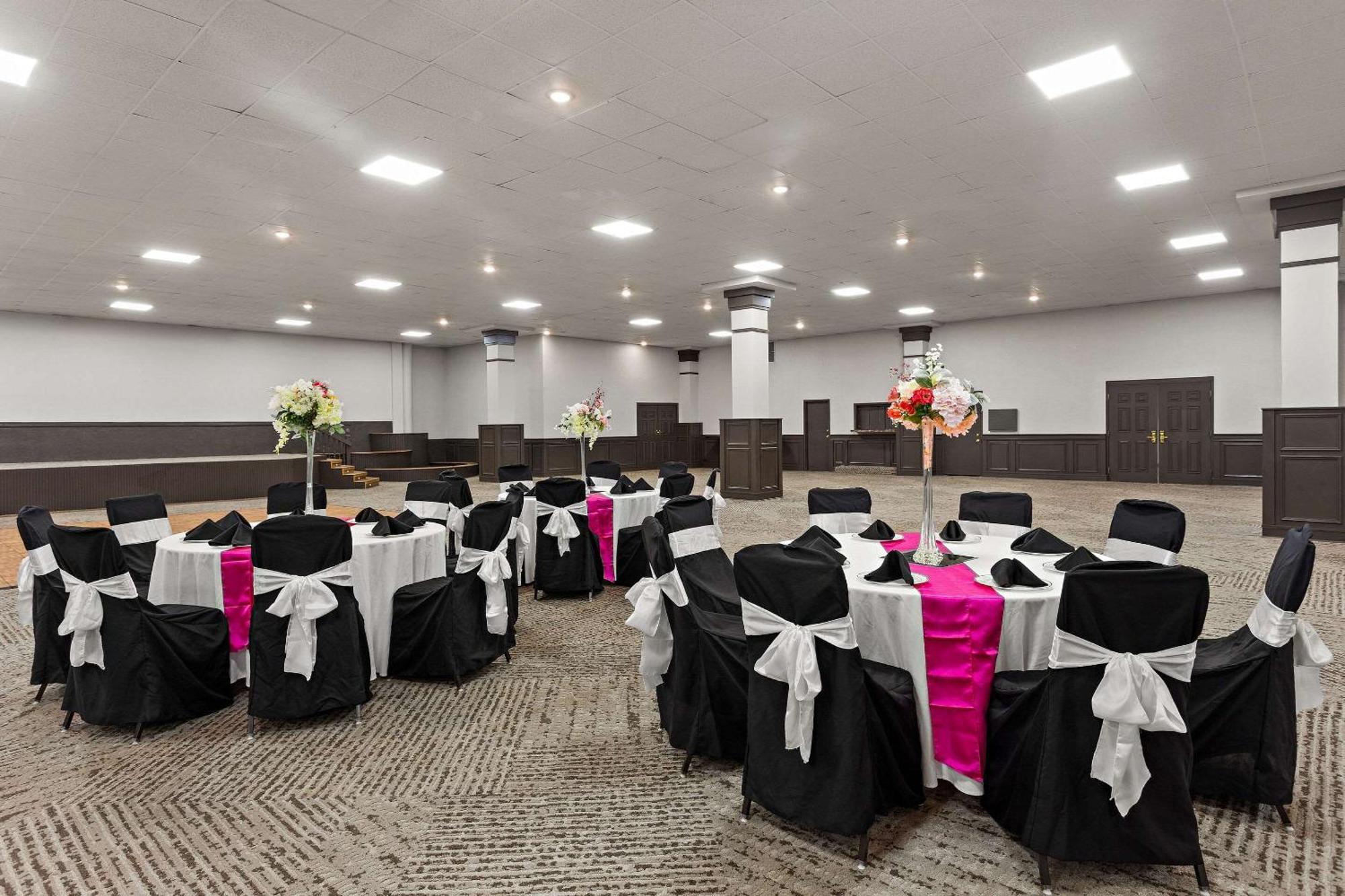 The Clover Hotel, Ascend Hotel Collection South Bend Dış mekan fotoğraf
