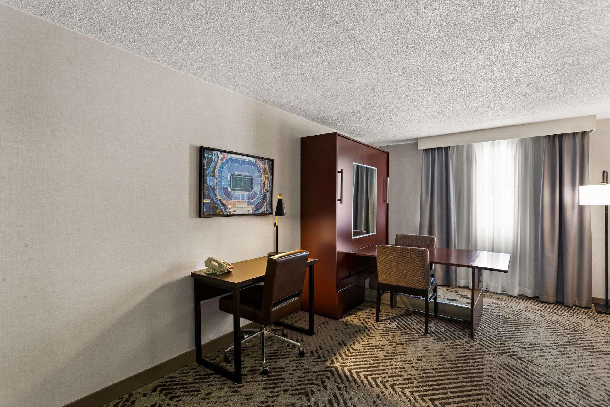 The Clover Hotel, Ascend Hotel Collection South Bend Dış mekan fotoğraf