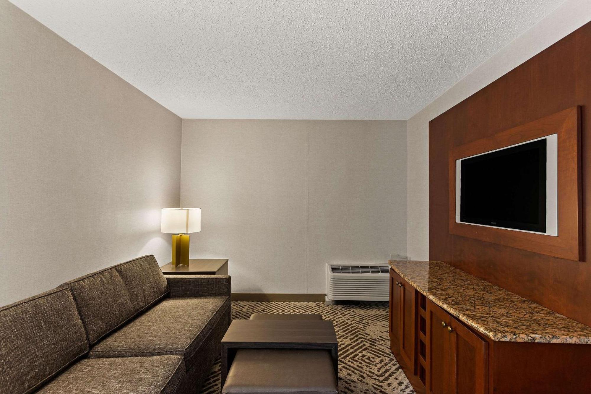 The Clover Hotel, Ascend Hotel Collection South Bend Dış mekan fotoğraf