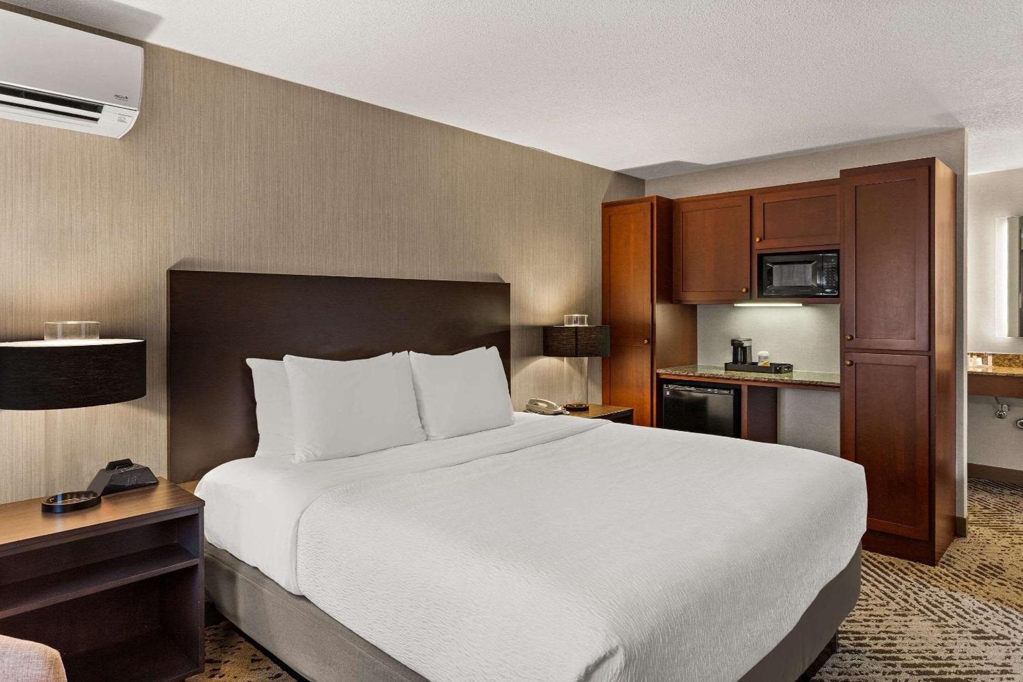 The Clover Hotel, Ascend Hotel Collection South Bend Dış mekan fotoğraf
